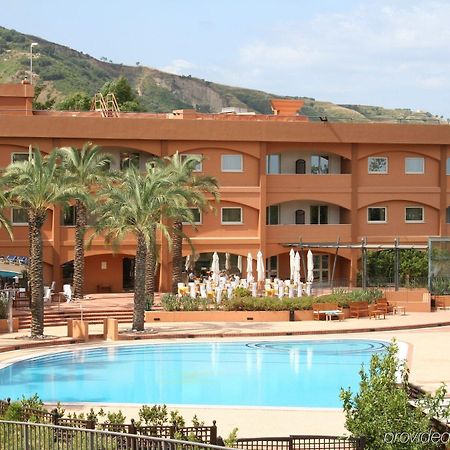 Altafiumara Resort & Spa Villa San Giovanni Exterior foto